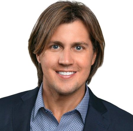 Justin Akkerman headshot