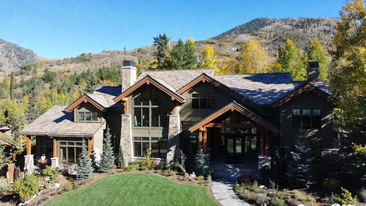 Mountain custom home near McCall, Idaho